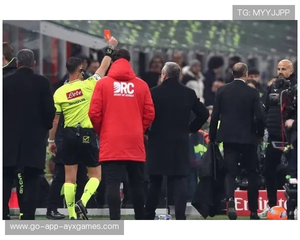 AC米兰高速传递斩获战果，莱奥扫射锁定胜局