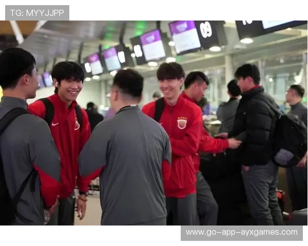 上海海港转会再度引发热议，新援能否拯救球队