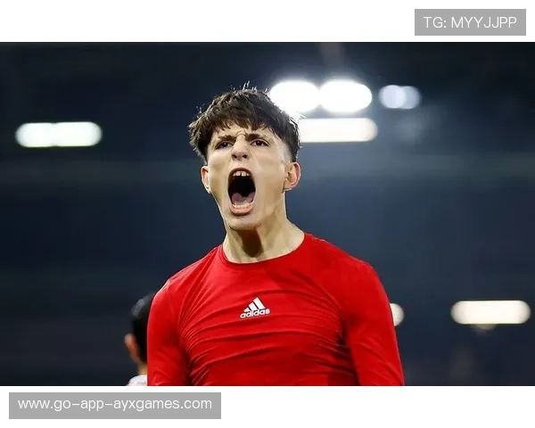 曼联点球机会转化率高，加纳乔主罚稳稳命中