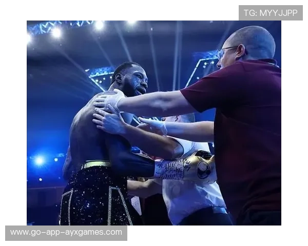 中国拳王 KO 世界前三震惊全场